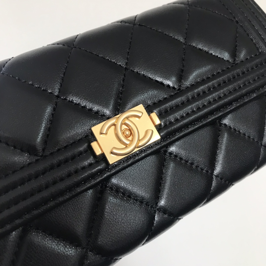 芸能人愛用Chanel シャネル 実物の写真 N品スーパーコピー財布代引き対応国内発送後払い安全必ず届く優良サイト